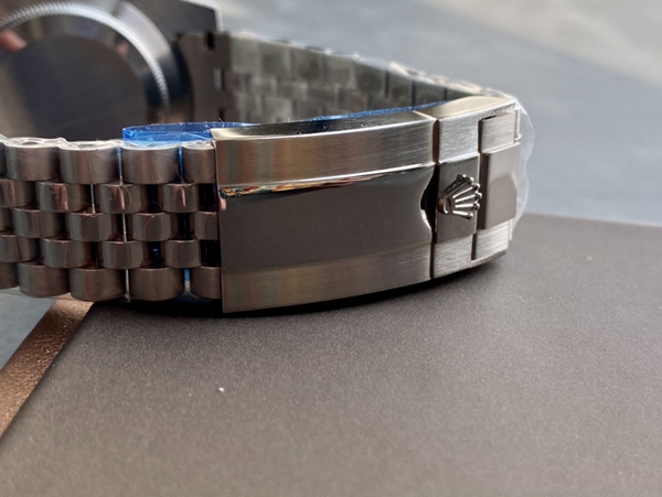 激安ロレックス着用イメージ